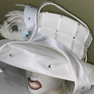 Gorgeous Dress Hat / Church Hat by Donna Vinci